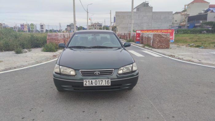 Chính chủ cần bán Camry 2000 GLI bản đủ 2 túi khí