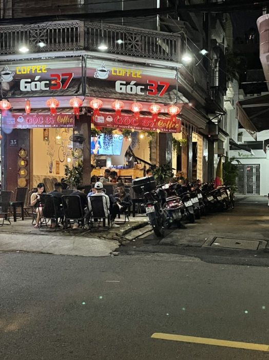 Mình cần sang nhượng quán Cafe tại 37 Nguyễn Thái Bình