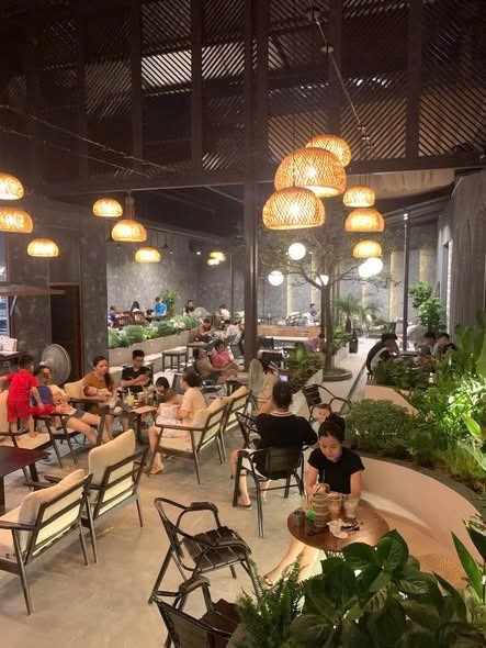SANG NHƯỢNG QUÁN CAFE – 98 PHAN CHU TRINH