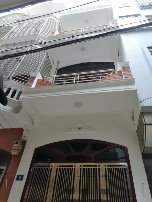 Chính chủ cho thuê nhà 4 tầng nguyên căn phù hợp làm văn phòng, dạy học.