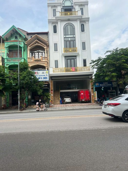 CHÍNH CHỦ CẦN CHO THUÊ NHÀ 7 TẦNG VỊ TRÍ TUYỆT ĐẸP MẶT ĐƯỜNG NGUYỄN TRÃI