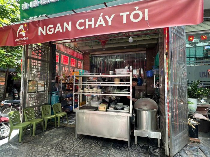 💥 CHÍNH CHỦ CẦN SANG NHƯỢNG CỬA HÀNG NGAN PHƯỢNG VỊ TRÍ TUYỆT ĐẸP – VÀO LÀ KINH DOANH NGAY 💥